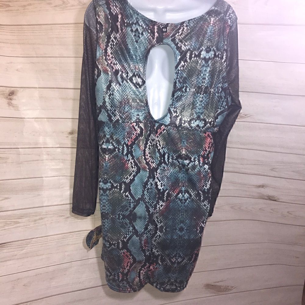 NEW Apple Bottoms Python Crush Dress Size-1X - Picture 6 of 8
